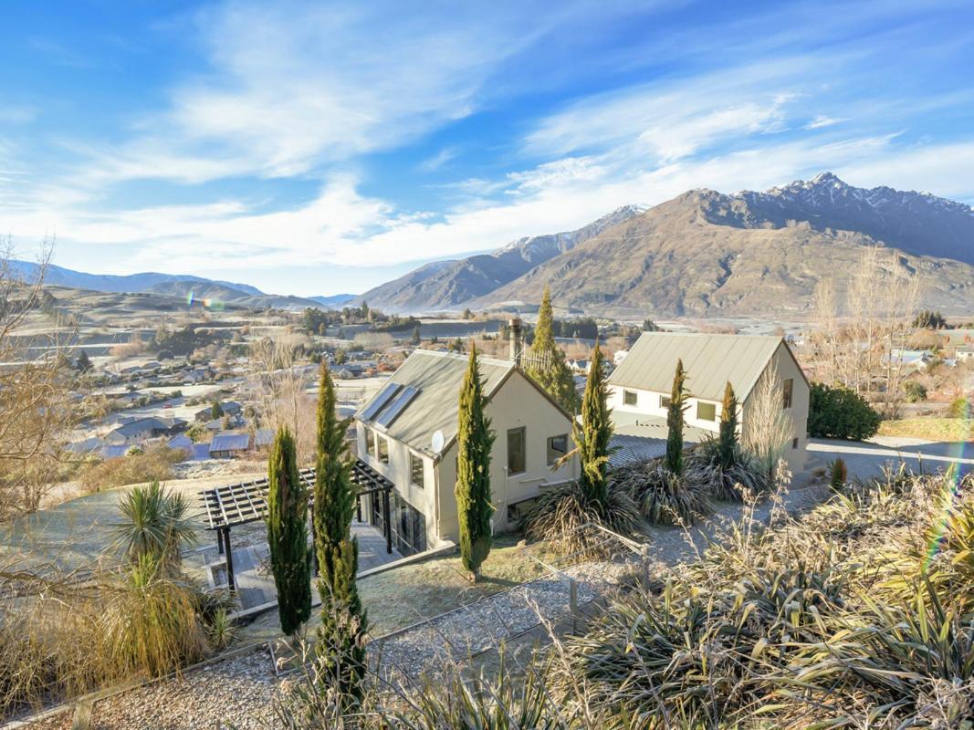 Lindmore Retreat & Spa - Luxury Family Home - Queenstown Exteriör bild